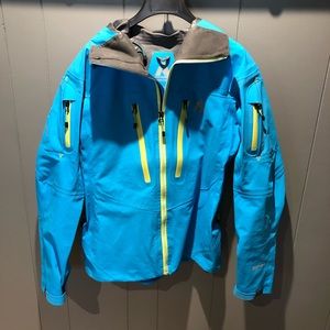 Eddie Bauer First Ascent women’s ski jacket